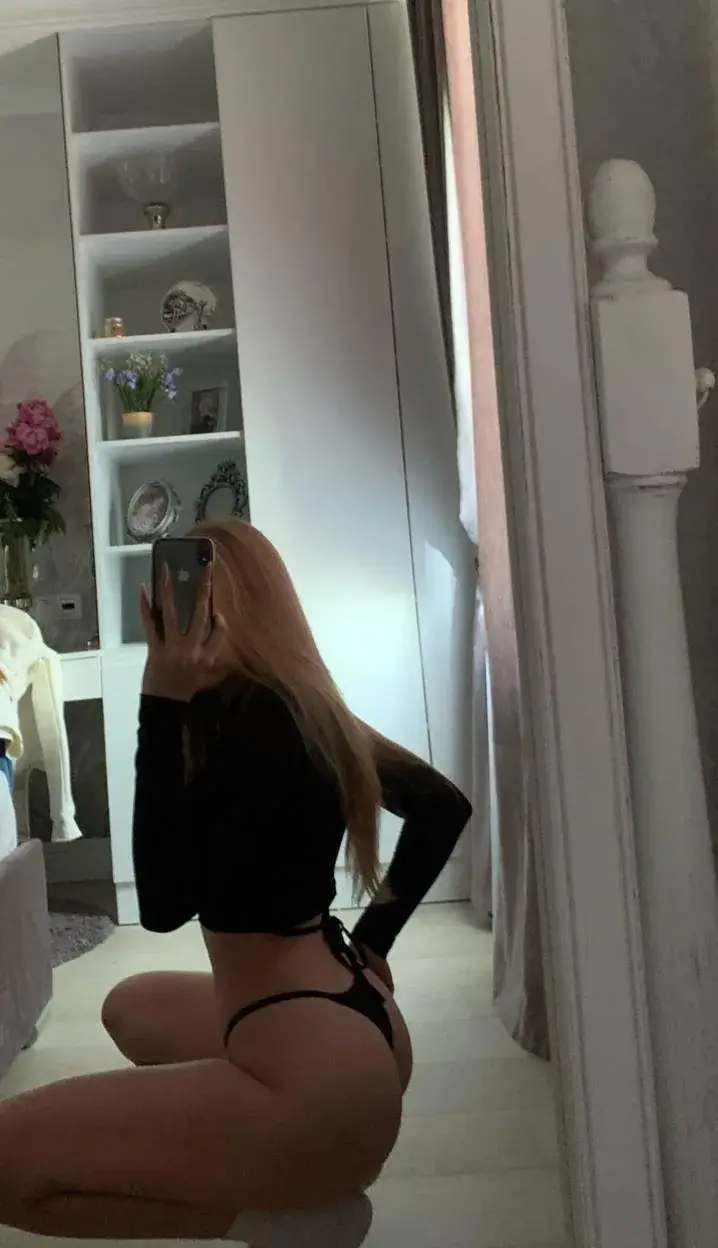 LimitlessLeslii
